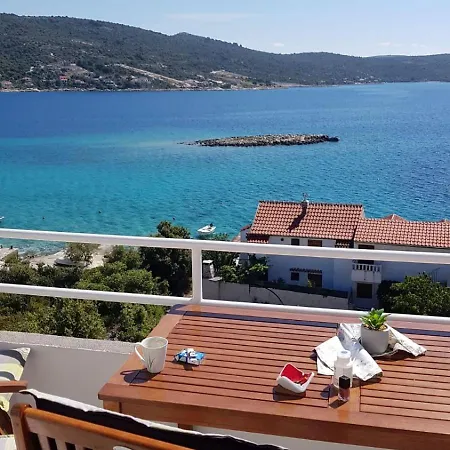 Luna Sevid-apartman 2 شقة