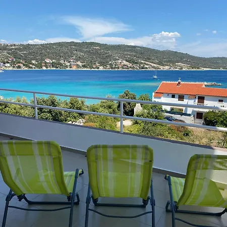 Luna Sevid-apartman 2 *
