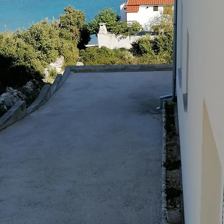 Luna Sevid-apartman 2 شقة